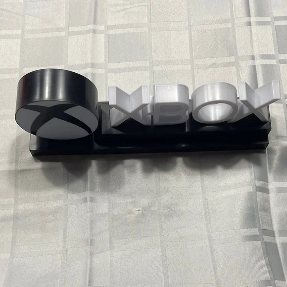 Xbox LED Shelf Light - Picture 4 of 4